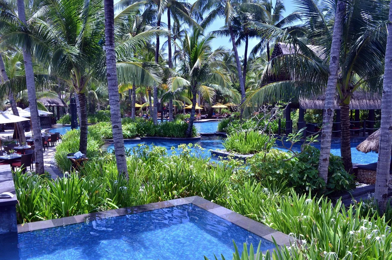 New Pool Building