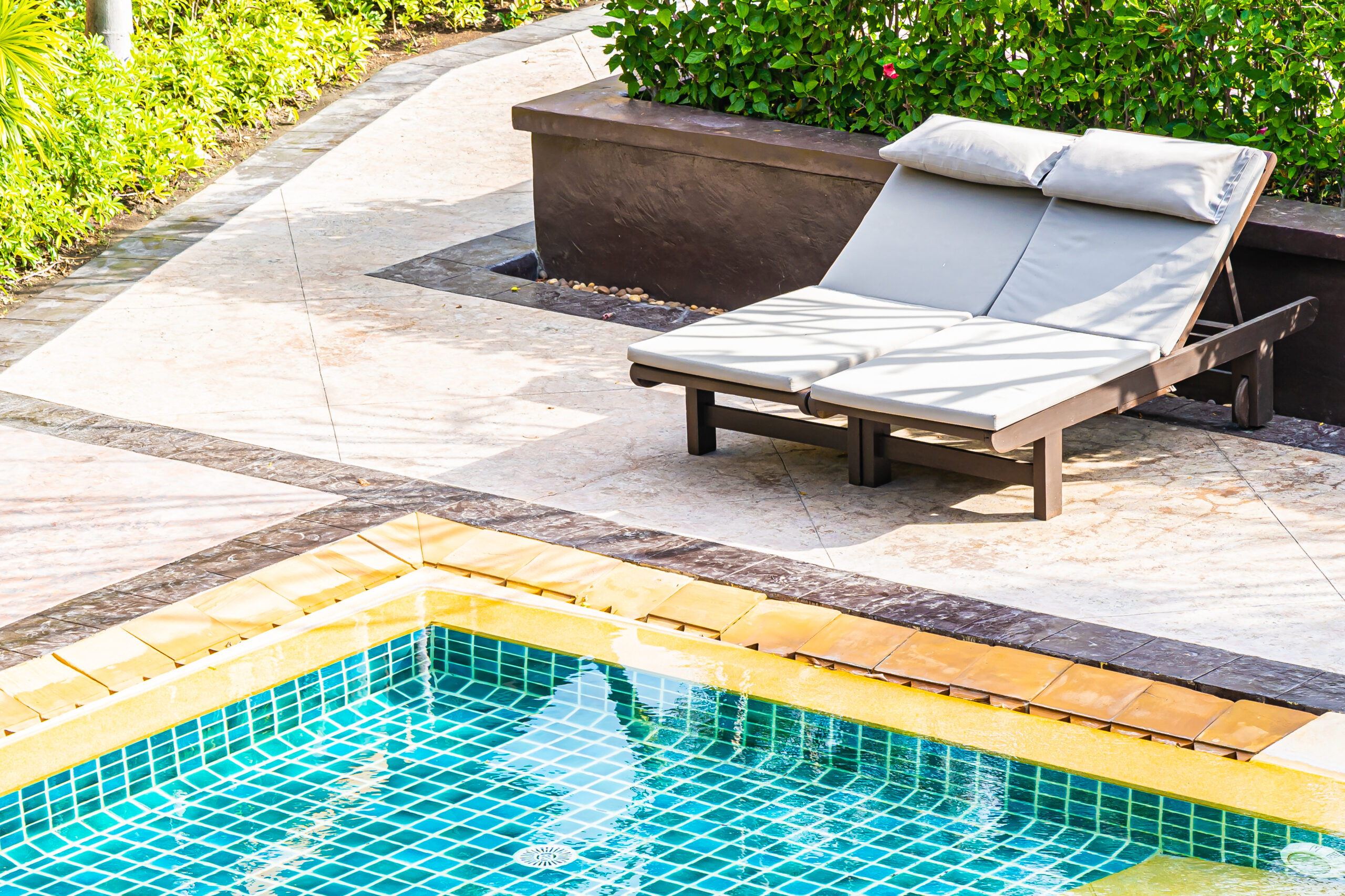 How to Lay a Paver Patio