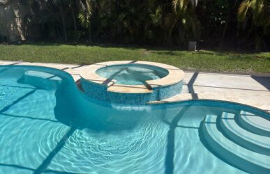Round Pool construction created by DB pool and spa Inc in Miami